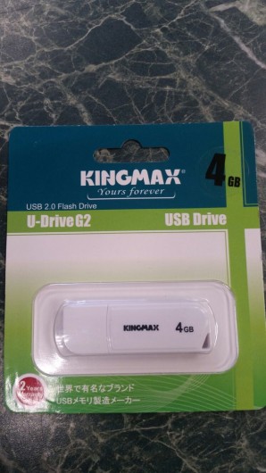 Память Flash USB 04 Gb Kingmax U-Drive White фото №5723