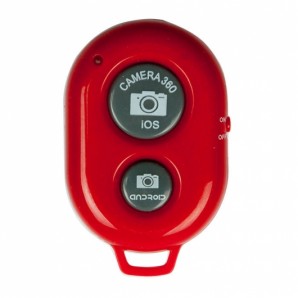 Кнопка для селфи RITMIX RMH-020BTH Selfie Red Bluetooth-кнопка работает с устройствами под управлением  Android, iOs.Радиус действия до 10 метров,батарейка CR-2032 в комплекте.имеется специальное крепление для шнурка фото №7117